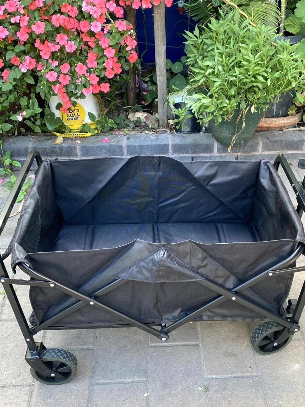 Foldable Outdoor Cart with All Terrain Wheel 220lb Load w/ Cup Holders
